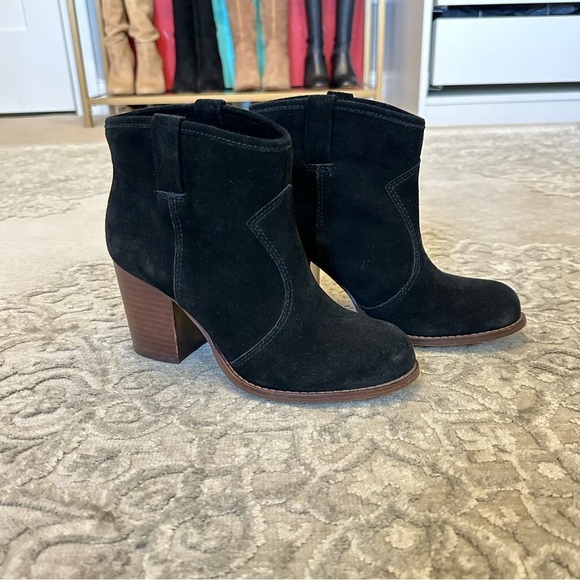 Black Splendid Suede Ankle Boots - Picture 12 of 16